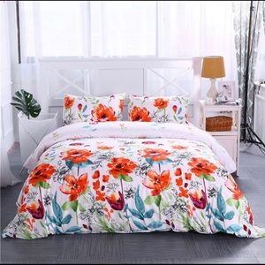 Queen Size 3 Piece Duvet Cover Set! Super Cute!